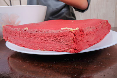 Close-up of cake in plate on table