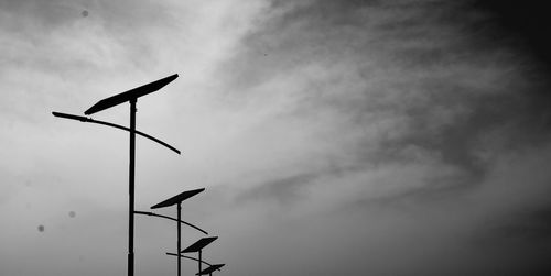 Low angle view of cloudy sky