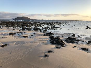 Sunrise on fuerteventura with view of los lobos