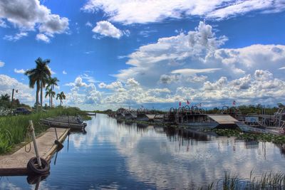 Everglades holiday park against cloudy sky