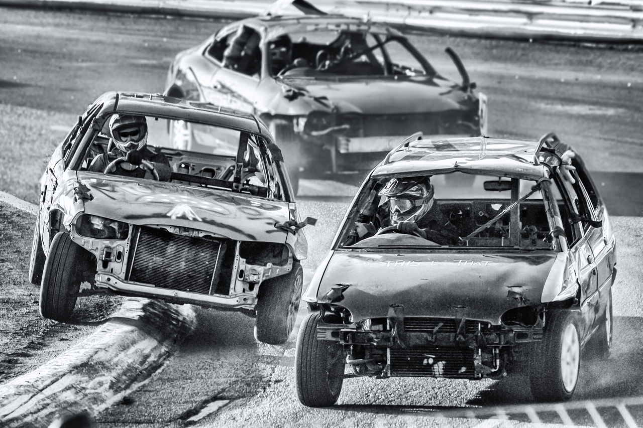 car, transportation, land vehicle, damaged, no people, outdoors, day, close-up