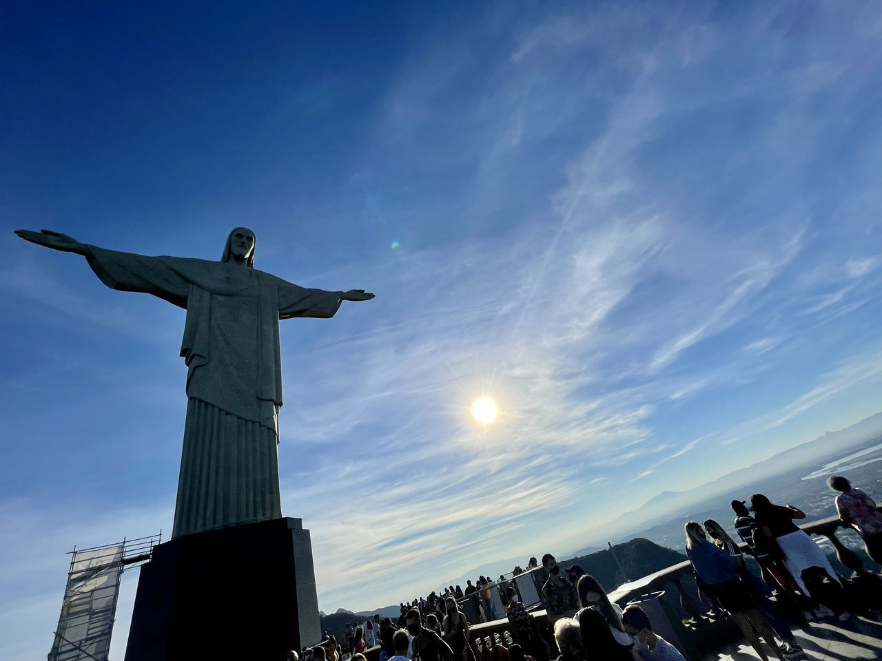 LOW ANGLE VIEW OF STATUE