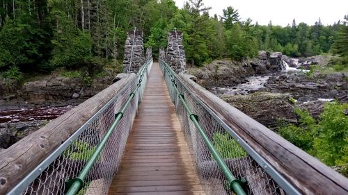 J cooke state park swinging bridge in cloquet, mn, united states.