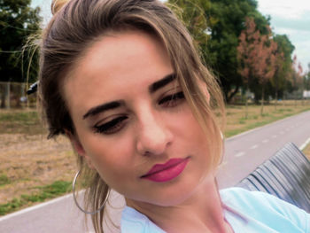 Close-up portrait of young woman