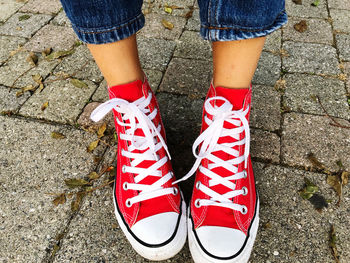 Red converse