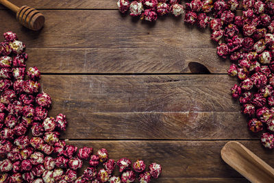 Directly above shot of sweet popcorns on table