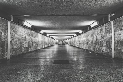 Illuminated corridor