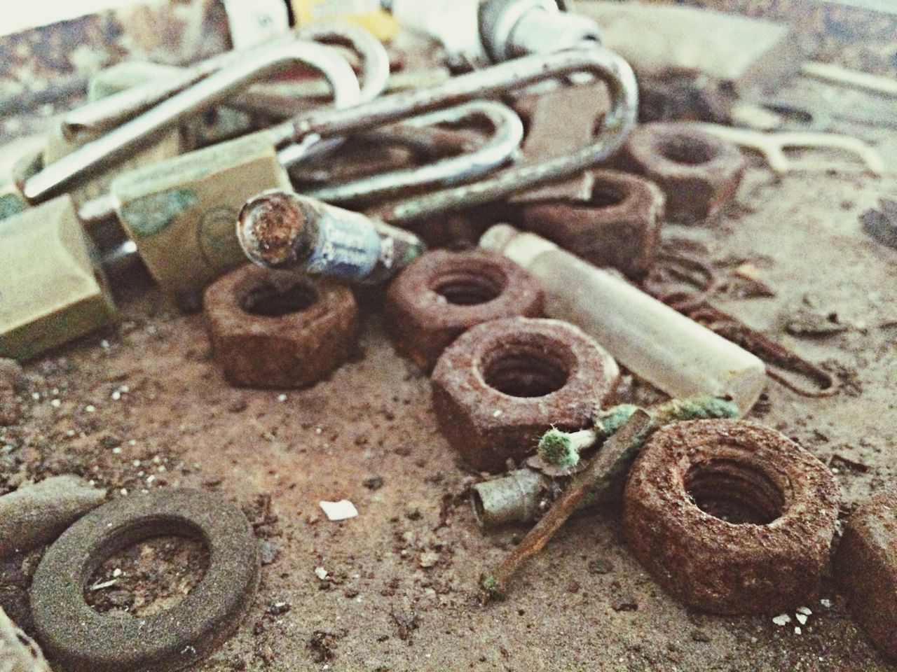 rusty, metal, abandoned, obsolete, run-down, metallic, old, deterioration, close-up, damaged, high angle view, machinery, machine part, day, no people, still life, outdoors, transportation, wheel, bolt