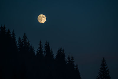 Scenic view of moon in sky at night