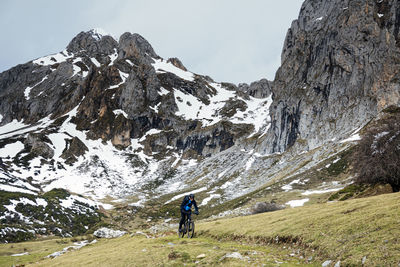 Cyclist man riding mountain bike