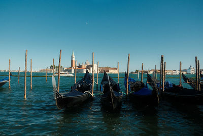 Boats in grand canal
