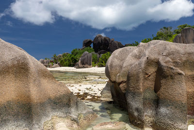 Beach anse source d'argent on seychelles island la digue white sand and granite rocks