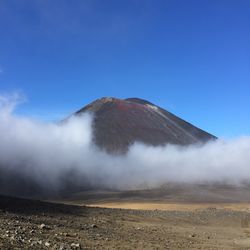 Scenic view of mountain against sky at tongariro national park