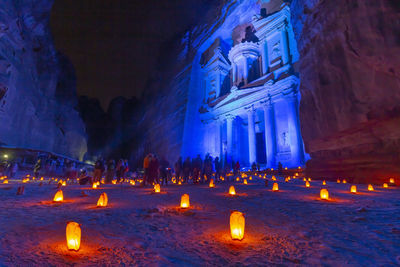 Illuminated fountain