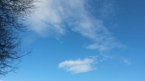 Low angle view of cloudy sky