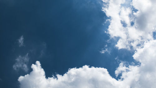 Low angle view of cloudy sky