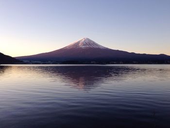 Scenic view of lake kawaguchi and mt fuji against sky