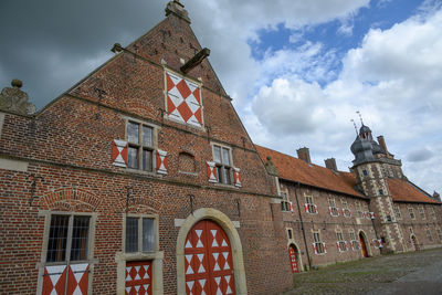 The castle of raesfeld in germany