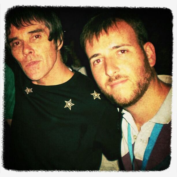 Con Ian Brown