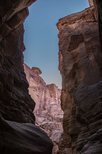 Wadi numeira is a river and valley  and its one of the favourite hiking place for hikers in jordan