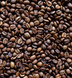 Full frame shot of roasted coffee beans