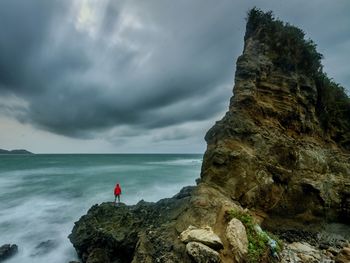 Scenic view of sea against sky