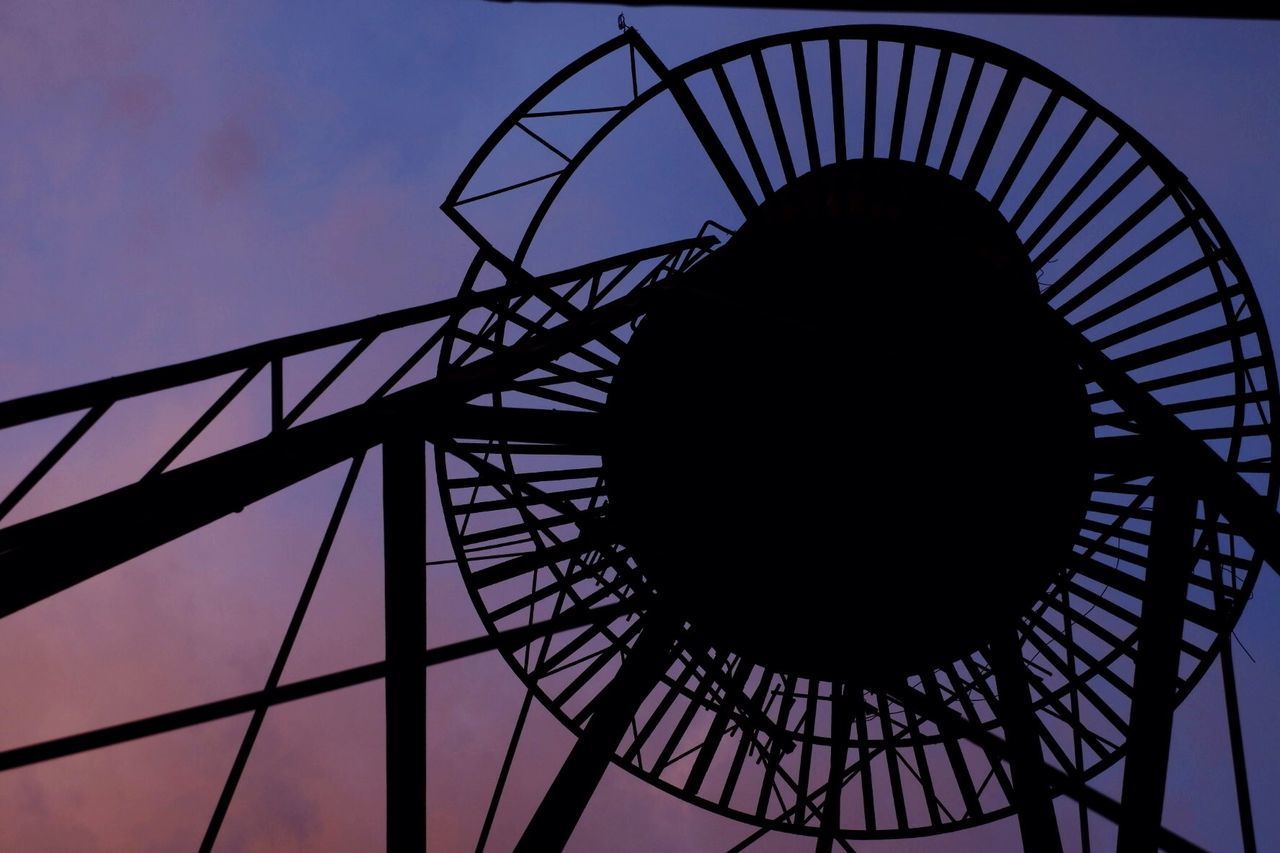 LOW ANGLE VIEW OF SILHOUETTE METAL AGAINST SKY