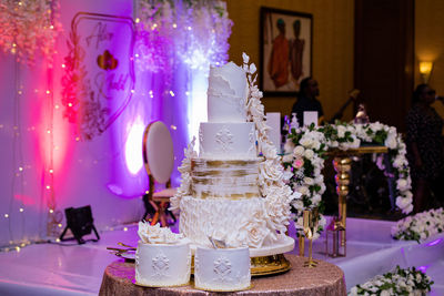 wedding cake