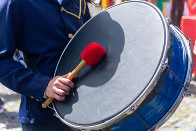 Group of musicians are seen playing musical instruments 