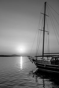 Boats sailing in sea