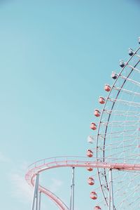 Rollercoaster and ferris wheel