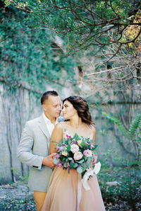 Bride holding bouquet