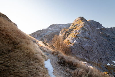  view of a mountain path in winter. 