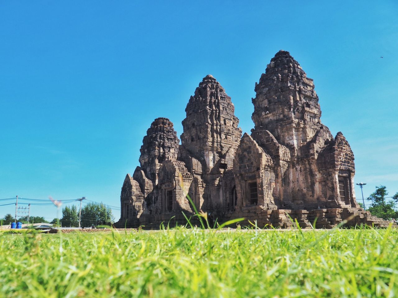 Phra prang samyod