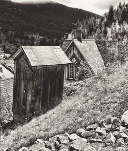 Abandoned built structure against sky