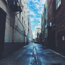 Narrow alley in city