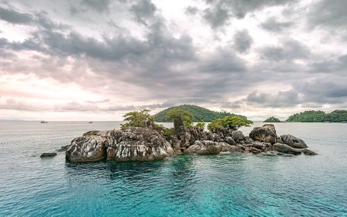 Koh chang island beautiful travelling place in thailand