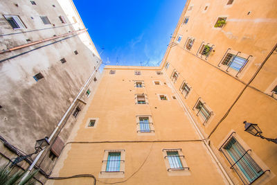 Barcelona, look up. architecture 