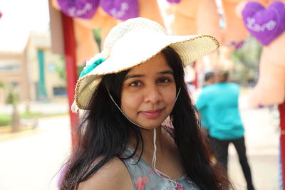 Portrait of a smiling young woman