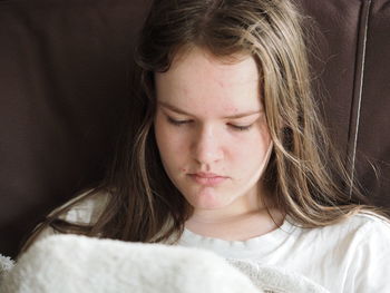 Portrait of teenage girl