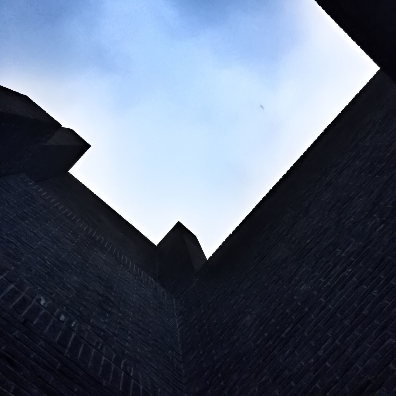 architecture, built structure, building exterior, low angle view, sky, building, residential structure, residential building, house, history, outdoors, blue, cloud, day, church, cloud - sky, old, no people, sunlight, roof
