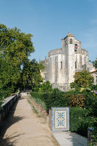 Round templar church of the convent of the order of christ, convento do cristo in tomar, portugal