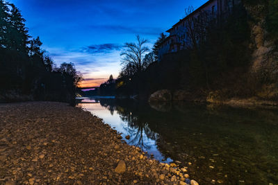 Surface level of river against sky