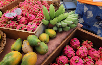 Fresh fruits in hanalei farmer's market