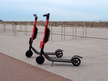 Bicycle on skateboard