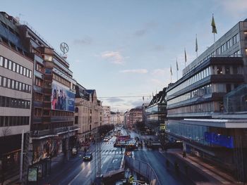 Traffic on city street