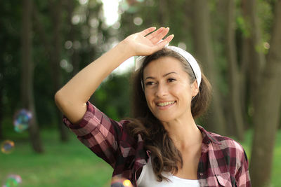 Portrait of a smiling young woman