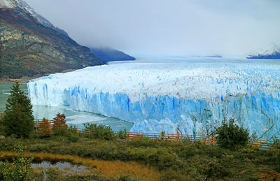 Perito moreno glacier in autumn, santacruz province, patagonia, argentina, south america