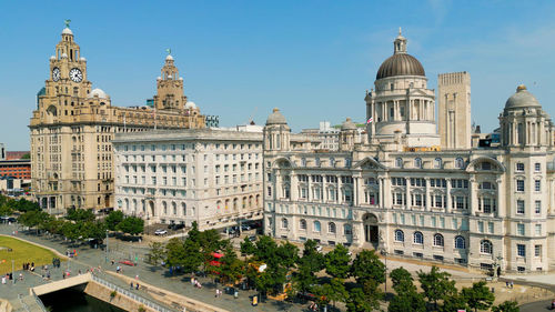 Buildings in city