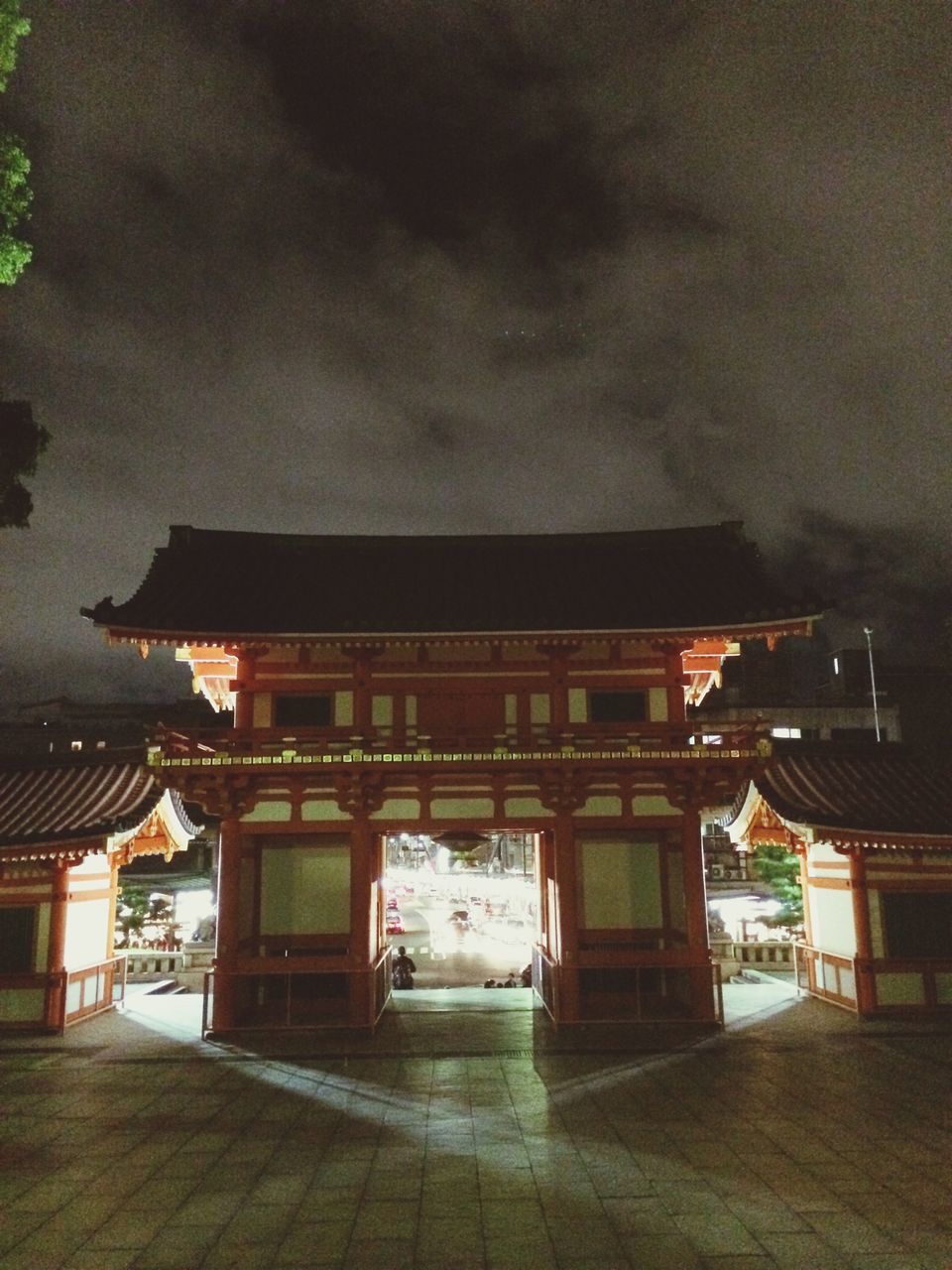 architecture, built structure, building exterior, night, sky, illuminated, cloud - sky, city, cloudy, house, outdoors, dusk, no people, building, residential structure, residential building, street, roof, architectural column, incidental people